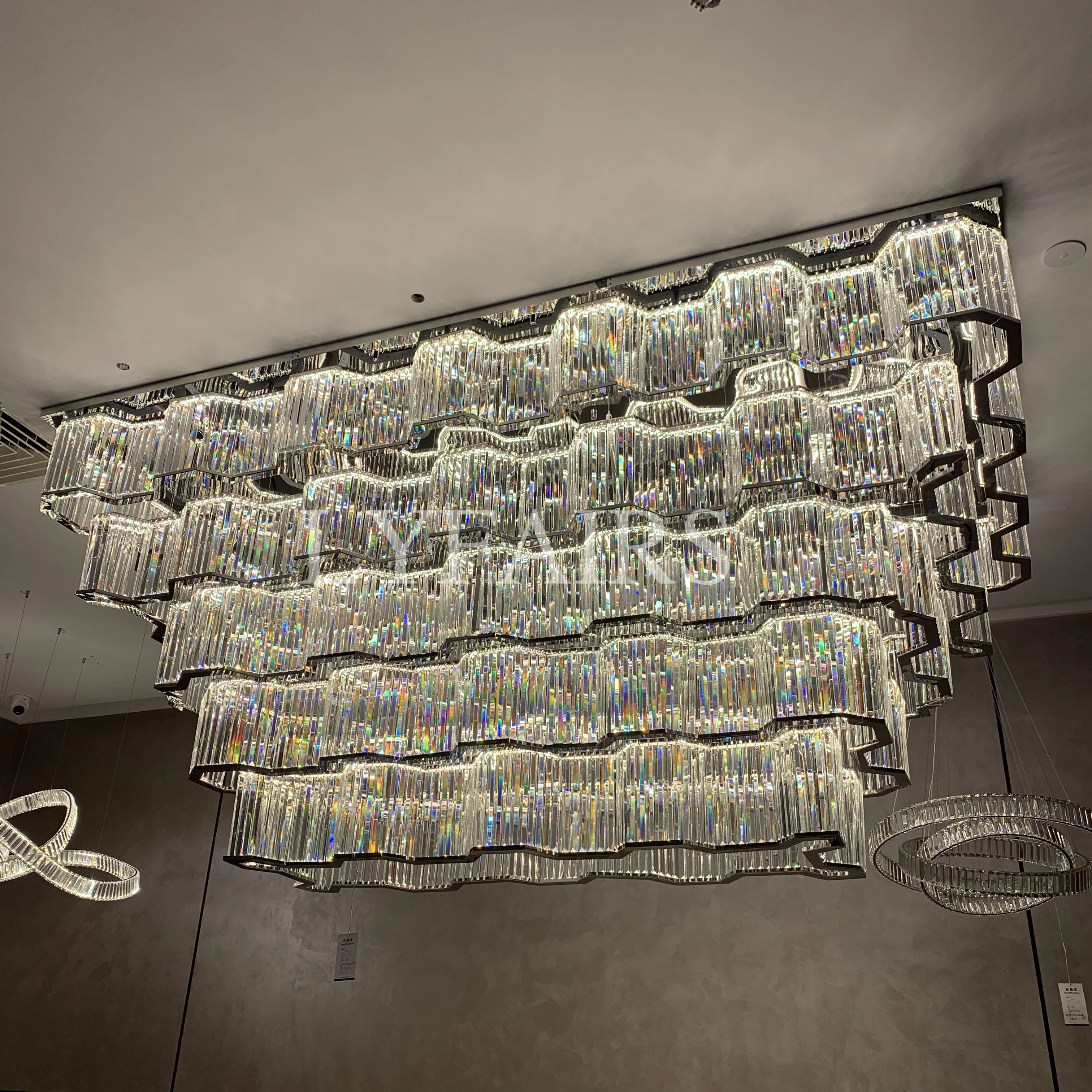 Otel Lobisi/Yemek Odası İçin Krom Kaplamalı Avize